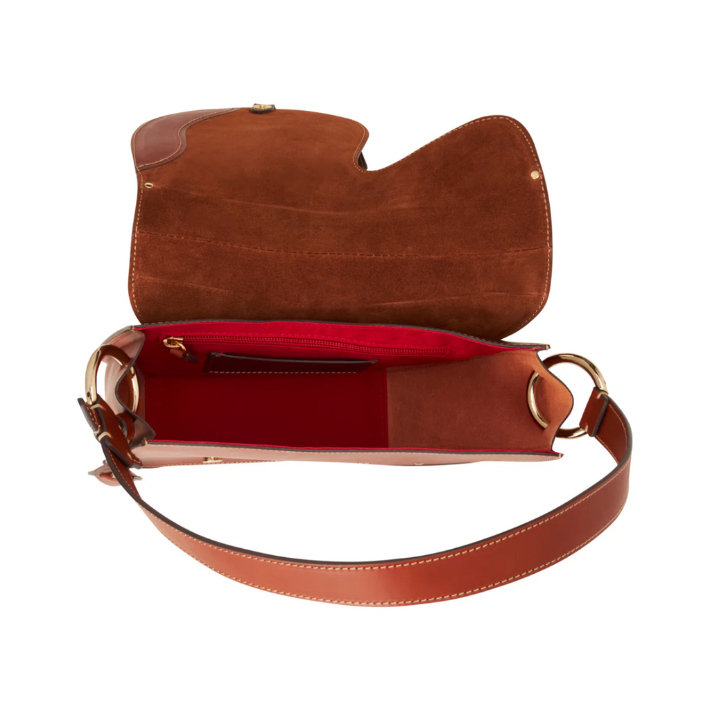 <tc>Black Sveva</tc>